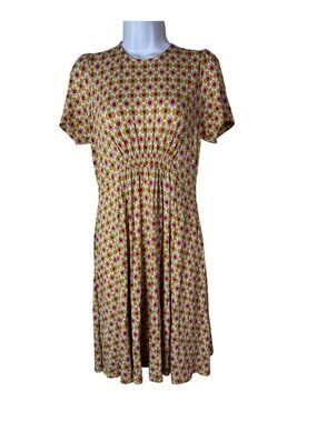 Boden Yellow Floral Smocked Waist Short Sleeve Dress Size 4 Boho Floral Skater